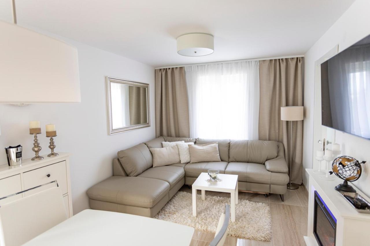 Luxury Mantinela Apartment Малинска Екстериор снимка