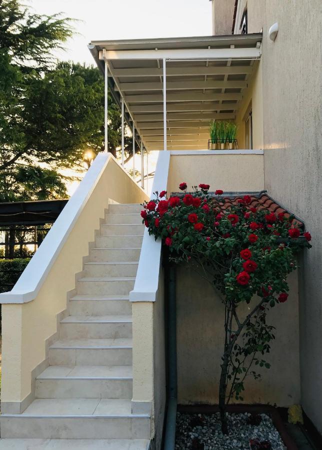Luxury Mantinela Apartment Малинска Екстериор снимка